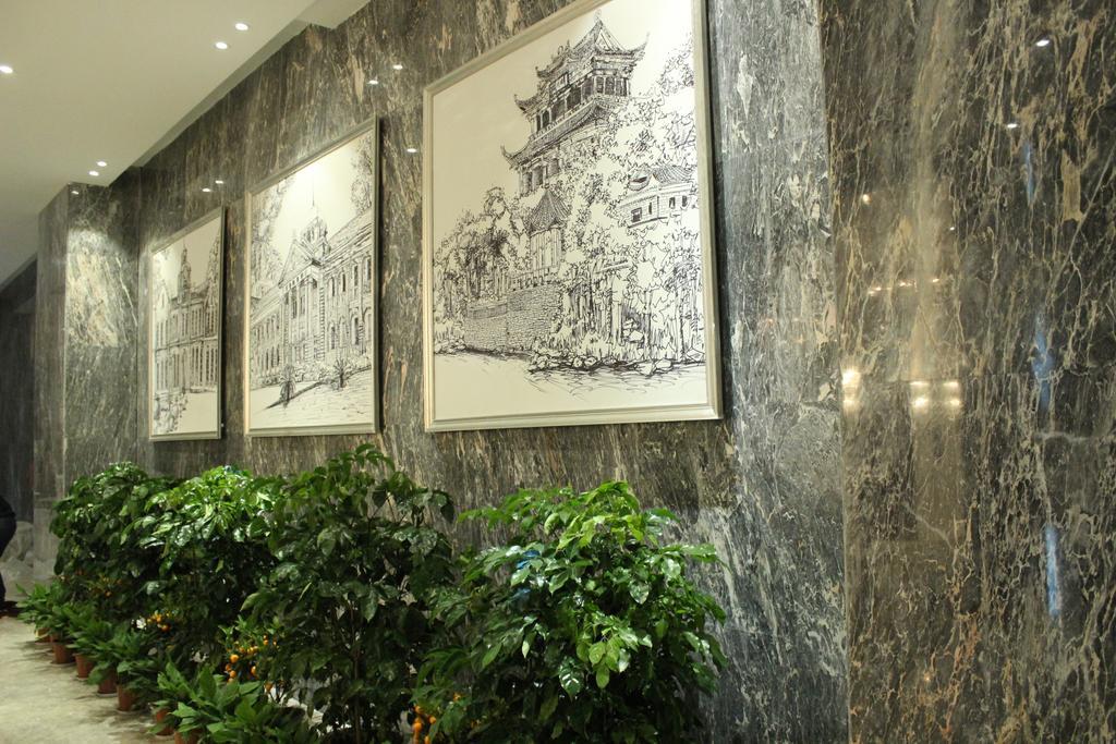 Gallery F Hotel Vuhan Dış mekan fotoğraf