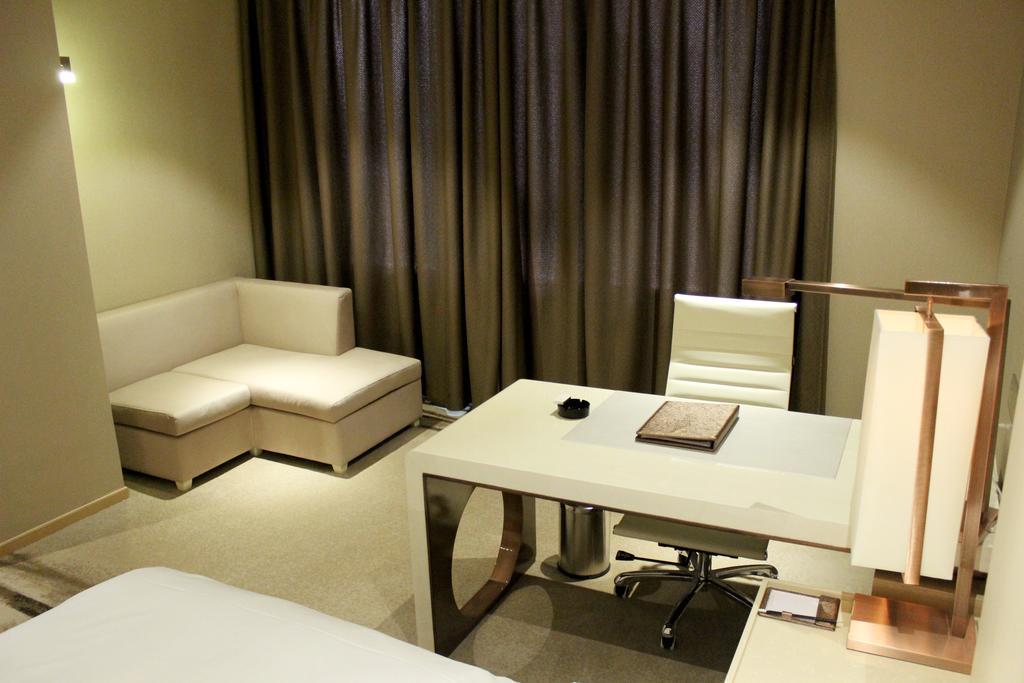 Gallery F Hotel Vuhan Oda fotoğraf