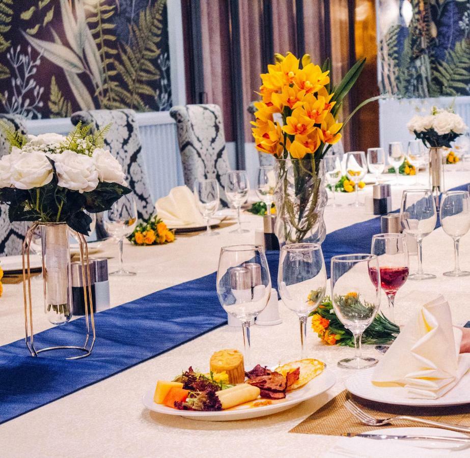 Gallery F Hotel Vuhan Dış mekan fotoğraf