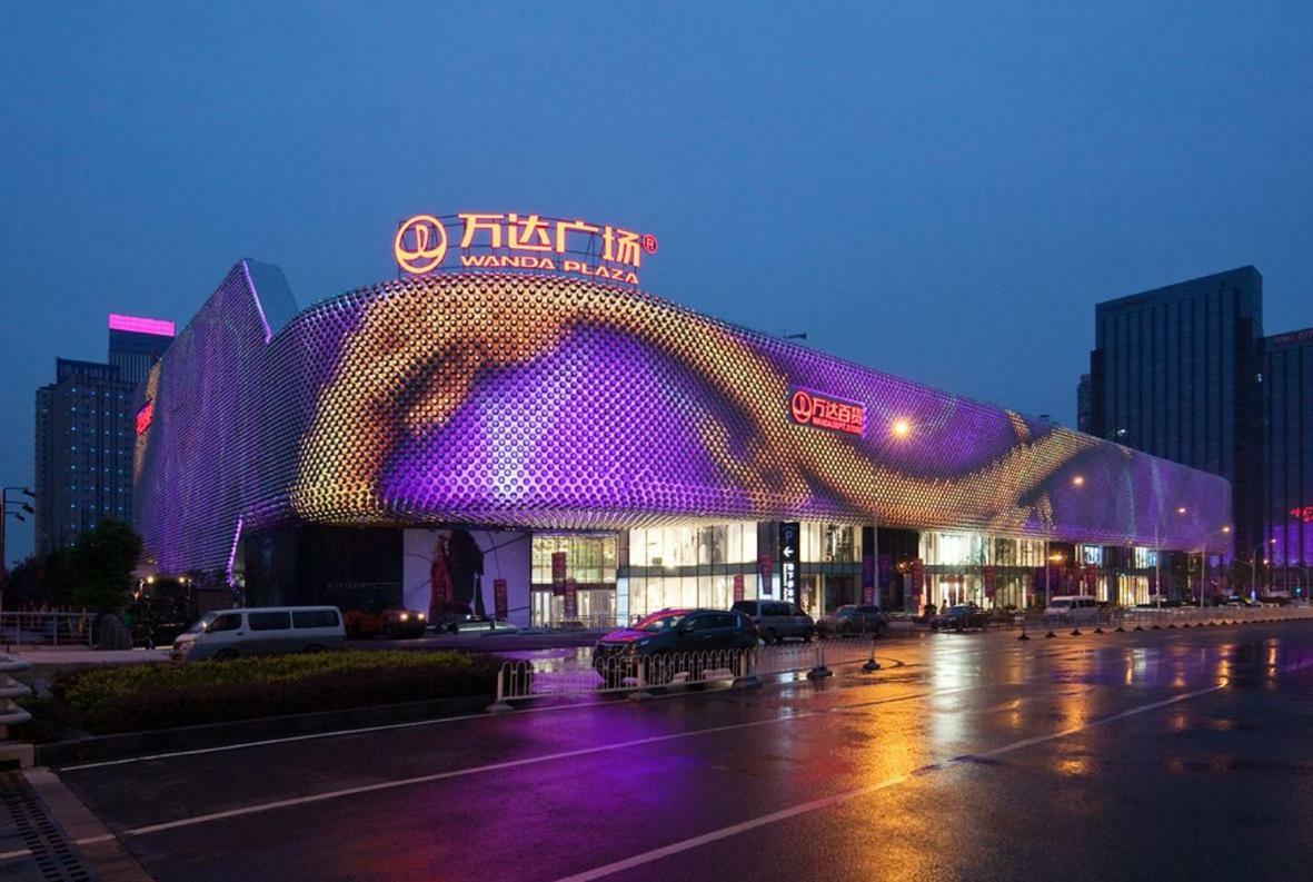 Gallery F Hotel Vuhan Dış mekan fotoğraf