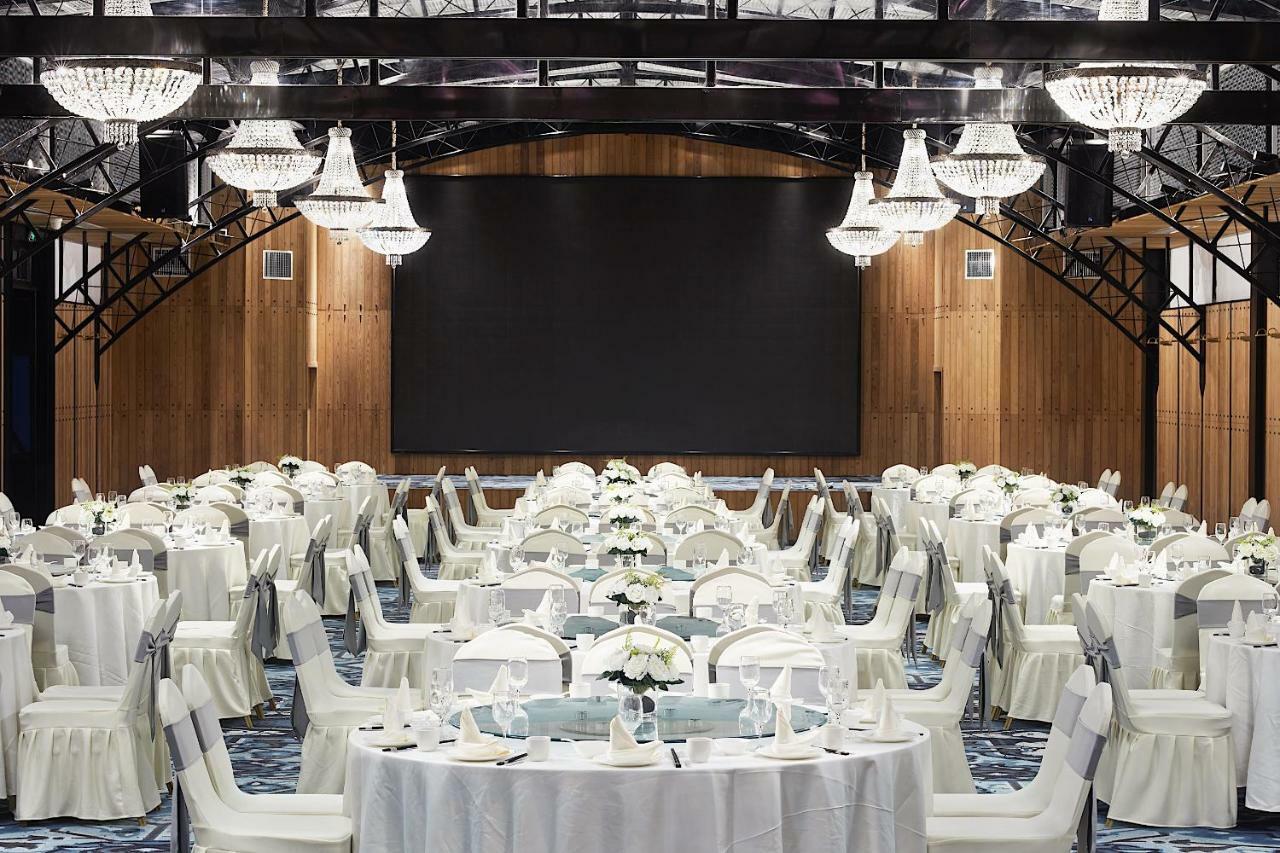 Gallery F Hotel Vuhan Dış mekan fotoğraf